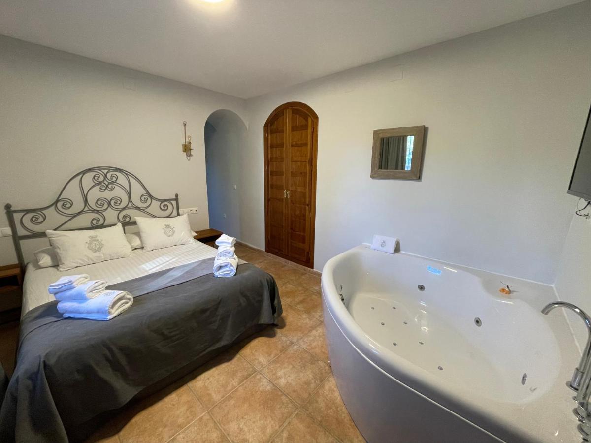 Hotel Monasterio De Tejeda Garaballa Εξωτερικό φωτογραφία